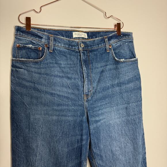 Abercrombie & Fitch Jeans Size 33/16R Curve 90s Straight Ultra High Rise Classic - Picture 2 of 6